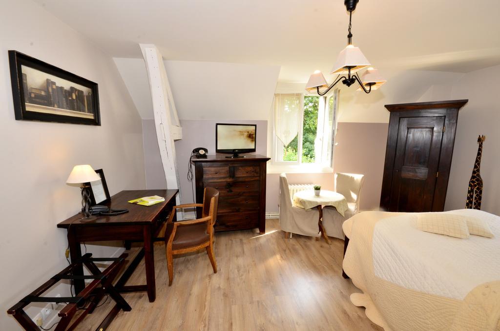 Logis Hotel De La Chapelle Milon-la-Chapelle Kültér fotó